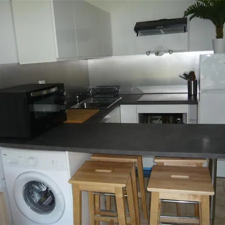 Appartement 4 Pers, Terrasse, Piscine, A 50m De La - - Fr-1-731-33 *